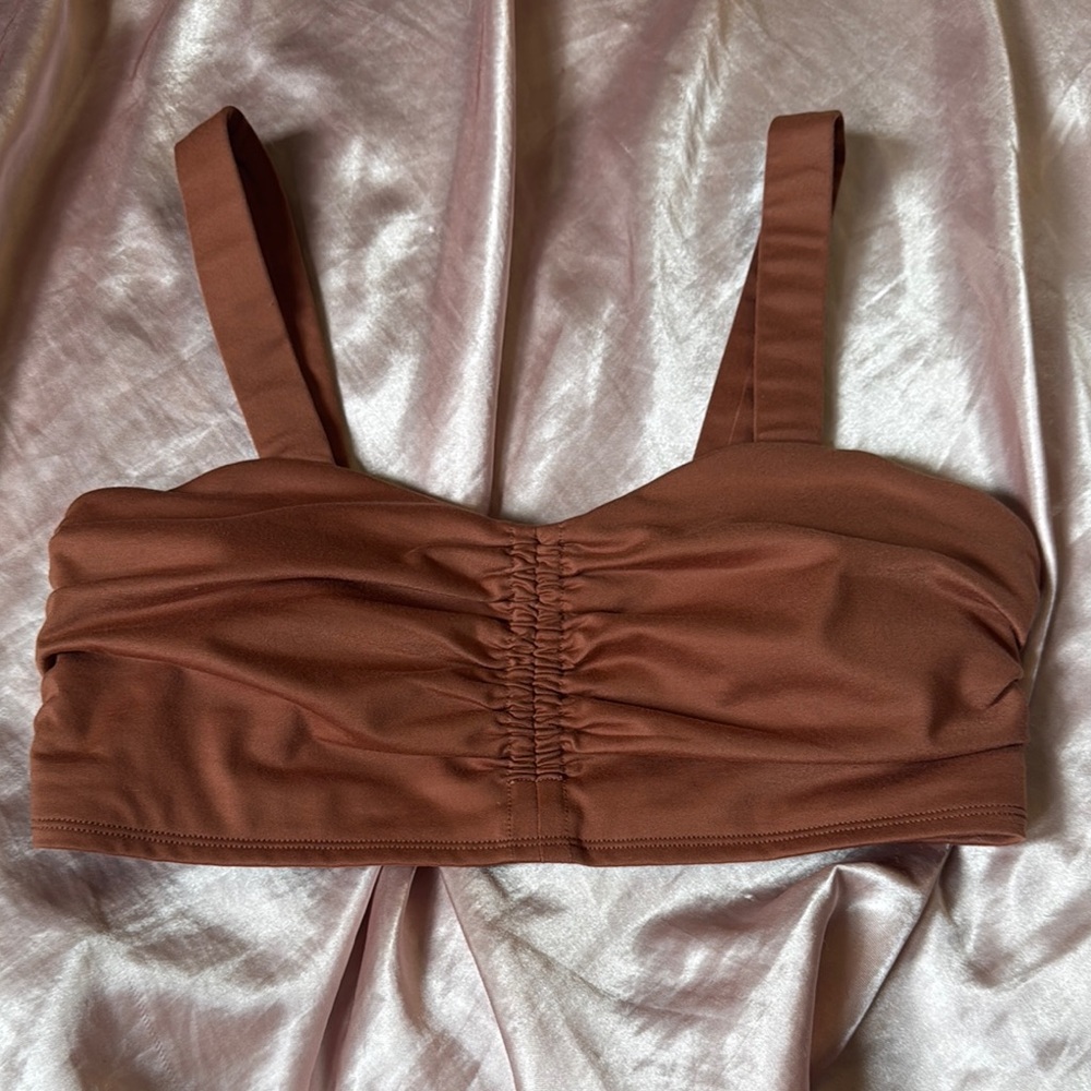 Alo Sweetheart Brown Ruched Sports Bra Medium